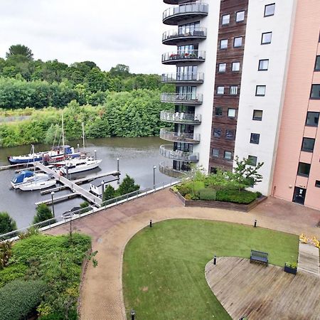 Perfect Getaway In Cardiff Marina Exterior foto